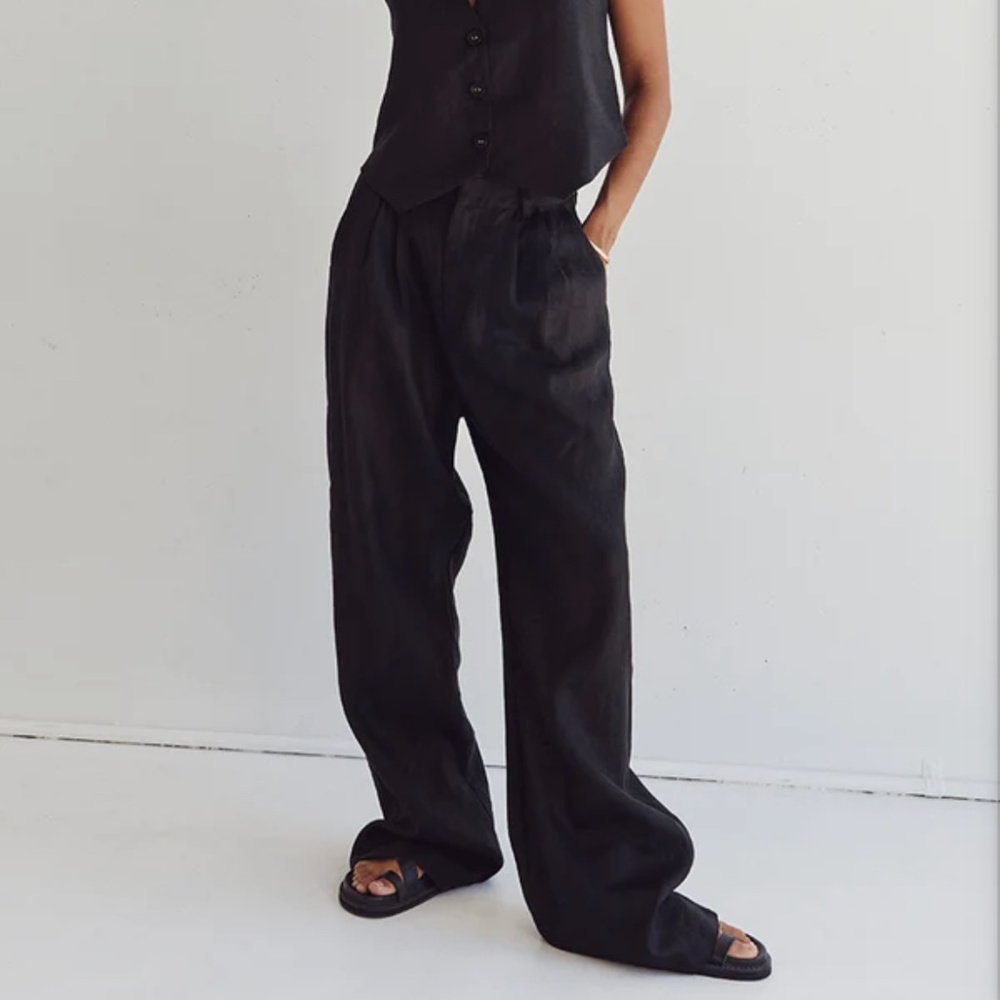Norah Black Linen Pant